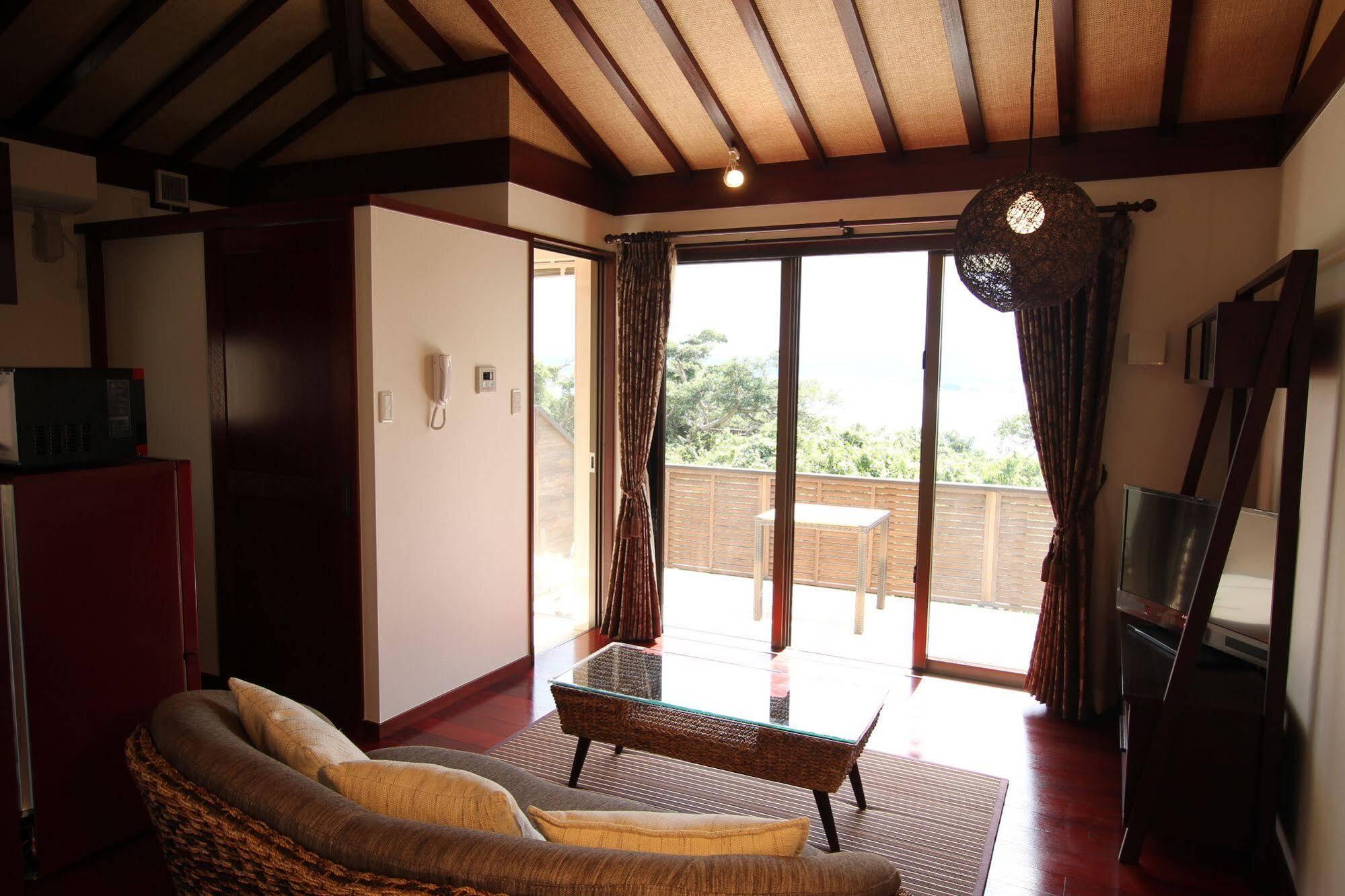 Ocean Hills Kouri Hotell Nakijin Eksteriør bilde